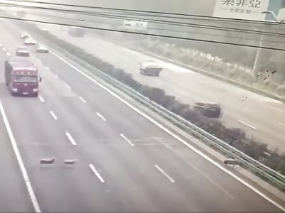 Fatal chinese motorway pile-up.
