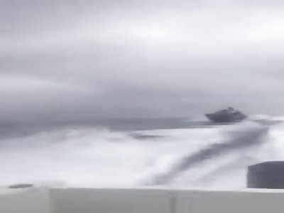 Drug mules trying to escape Spanish coastguard 