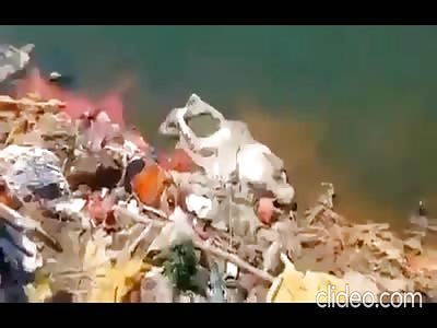 Hundreds of COVID dead bodies found floating in India (full video).