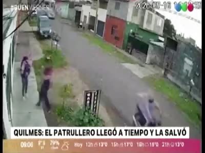 They try to mug a teenage girl, but she's lucky (Argentina)