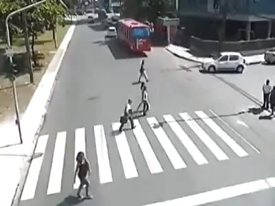 That's why you need to carry a bicycle in your hands