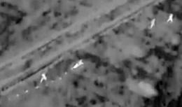 Thermal video of a UA drone targeting RU troops