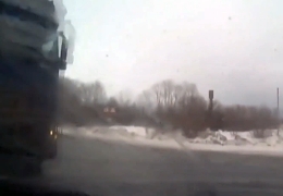 Fatal truck hit a car in Russia