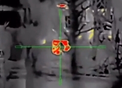 Ukrainian sniper hits 3 running Russians in quick succession