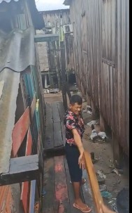 thieves punished in favela 