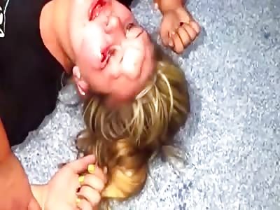 White Trash Bad mom fight and Beating!!