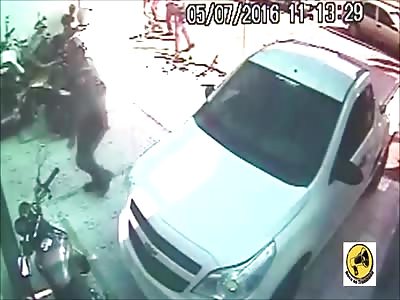 Moment on Camera when Thug is Killed by Police 