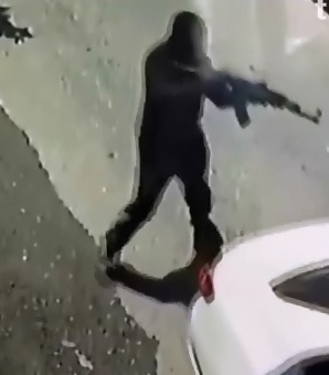 Man gets Out of Car with AK-47 and Executes Driver..