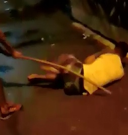 Damn...Accused Thief is Beaten Badly in the Road with Everything 