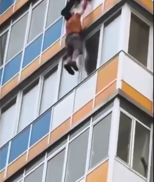 Russian Man tries Desperately to Hold On but Falls to his Death (Suicide, Changed his Mind) 
