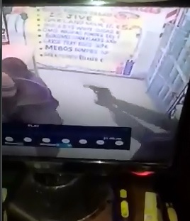 Brutal CCTV Murder, Man Casually Walks in and Kills Point Blank 