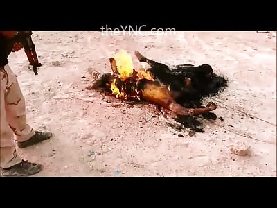 Iraqi Soldiers Barbecue ISIS like a Fucking Pig Roast 