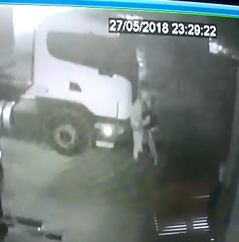 Truck Driver about to Fuck a Woman but She Falls into Mechanics Pit