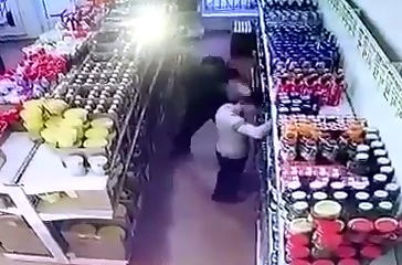 Man Shopping at Supermarket is Bashed Over the Head with Glass Bottle 