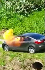 Full Video: Man Commits Suicide by Gasoline inside of his Car..Waves  