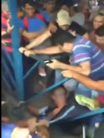 Thief Caught and Beaten inside a University in Venezuela