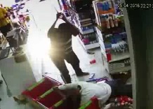 Crazy Violent Machete Attack in Store (With Brutal Aftermath)