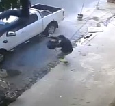 Instant Karma Robber is Killed by Victim