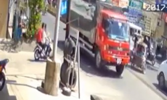 Two Guys Dies in Collision with the Side of a Truck 