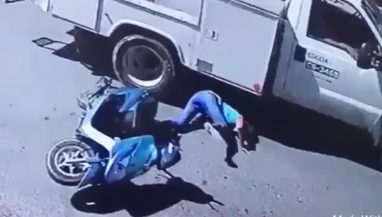 Moment Reckless Female Rider is Crushed to Death (cctv + aftermath)