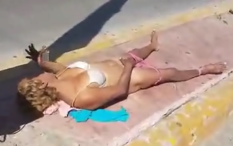WTF Woman Masturbates in the Middle of the Street