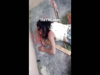 Woman SAVAGELY Beaten After She was Caught Stealing .