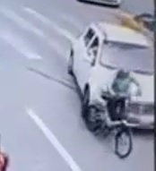 CCTV Accident Car vs. Bicycle 