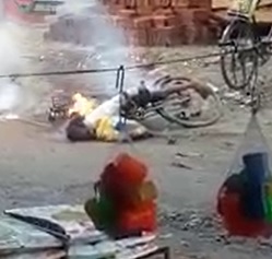 Kid Electrocuted to Death.. Sizzles on Street in Broad Daylight
