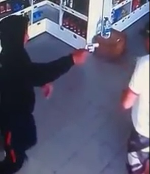 Kid Executes Man in a Store with a 6 Shooter.
