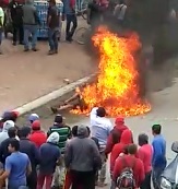 Thief Burned Alive in Broad Daylight in Front of Huge Crowd.