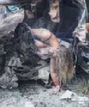 Big Boobed Woman Burned Alive Inside Her Car