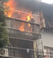 Man Casually Burns to Death on Balcony