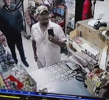 FLORIDA: Store Clerk Shoots Drunk Customer