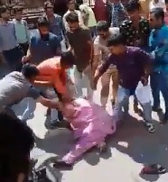 Elderly Man in Pink Beaten by Indian Thugs