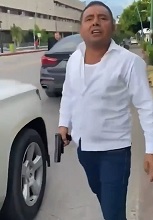 Chiapas Governor's Son-in-law Shot by His Daughter's Escort (2vids)
