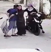 Dude Stabs Motorcycle Girl To Death (Better Quality) 