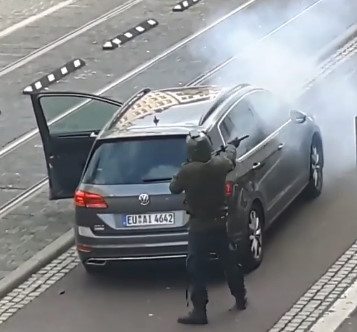 GERMAN KILLER NAZI FIRST VIDEO OF SHOOTING WITH POLICE