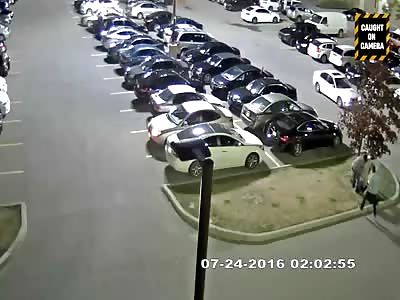 Dude gets ko'd and robbed in a parking lot