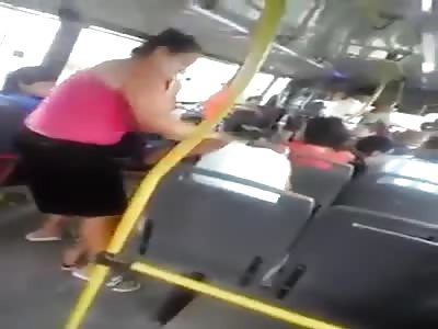 TWO FEMALE THIEVES BEATEN AND EXPELLED FROM BUS BY A WOMAN