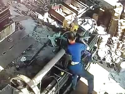 OMG!!! MAN IS 'TWISTED' IN A MACHINE (HORIZONTAL VIEW)