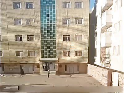 SAD VIDEO: GIRL JUMPS TO DEATH FROM BUILDING