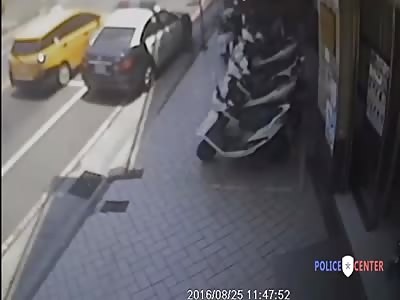 CRAZY AS FUCK!!! ANGRY DRUNK DRIVER CRASHES INTO POLICE STATION