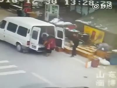 SHOCKING CAR ACCIDENT IN CHINA