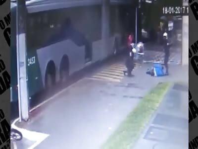 POLICE SHOOTING ARMED THIEF