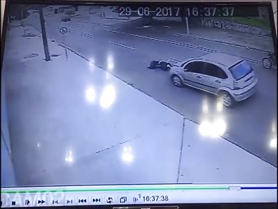 OLD MAN DIES HIT BY CAR