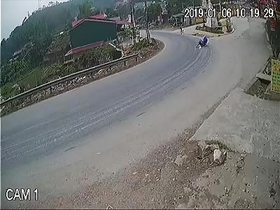 THE PLACE WHERE THE MOTORCYCLES FALLS