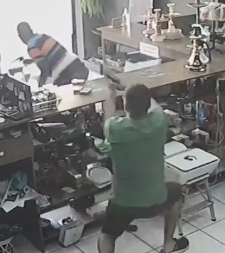 Robbery Meets Wrong Guy