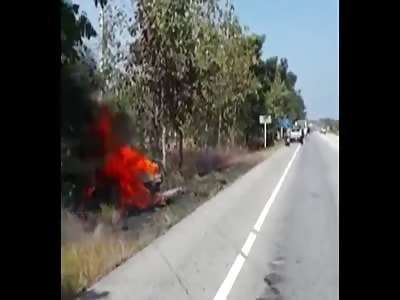 CAR ACCIDENT BURNED ALIVE AFTERMATH INCLUIDED.