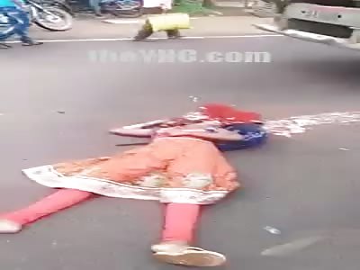 Woman Head Crushed By Truck