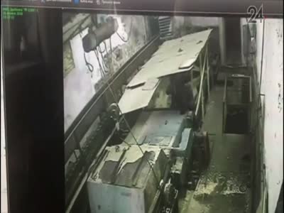 Man killed in shredding machine accident